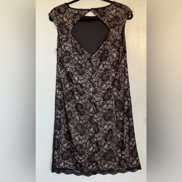 Maggy London Black lace dress. Size 8. - Picture 2 of 5